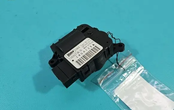 Alfa Romeo Giulietta A/C air flow flap actuator/motor T1016274K IMPRK1531524