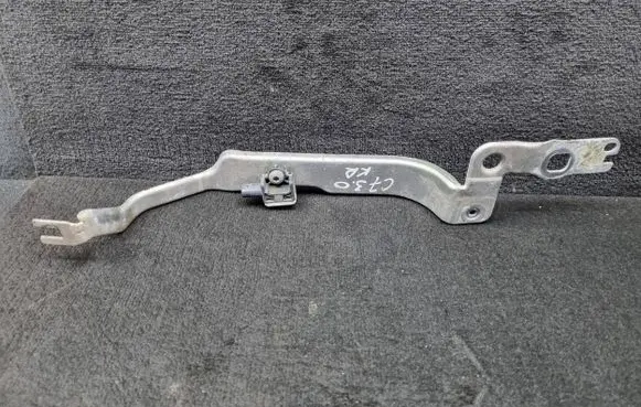 Audi A6 Allroad C7 Fender mounting bracket 4G0807591B 4H0959651A