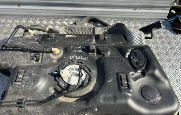 Chevrolet Orlando Fuel tank 