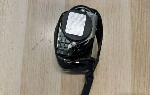 Skoda Superb B6 (3T) Front seatbelt 3T2857701