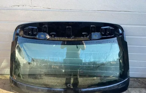 Audi A3 S3 8V Tailgate/trunk/boot lid