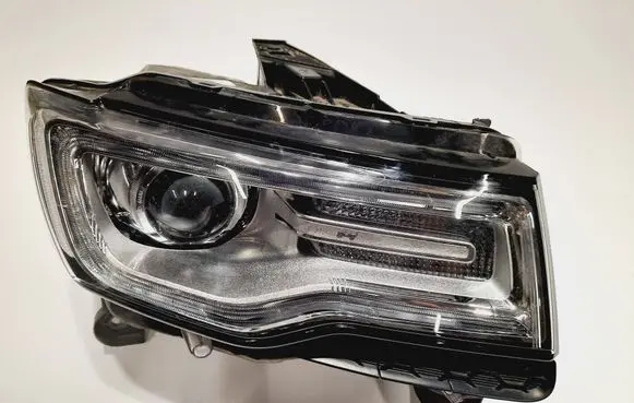 Jeep Grand Cherokee Headlight/headlamp