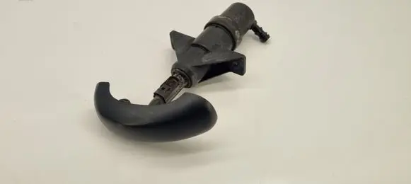 Headlight washer spray nozzle