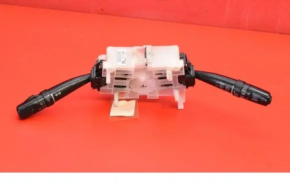 Subaru Forester SG Other switches/knobs/shifts 83111SA06