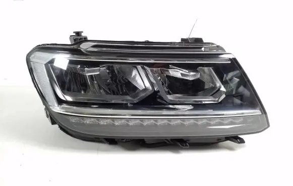 Volkswagen Tiguan Headlight/headlamp 5NB941036B