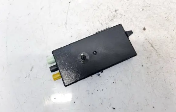 Antenna control unit