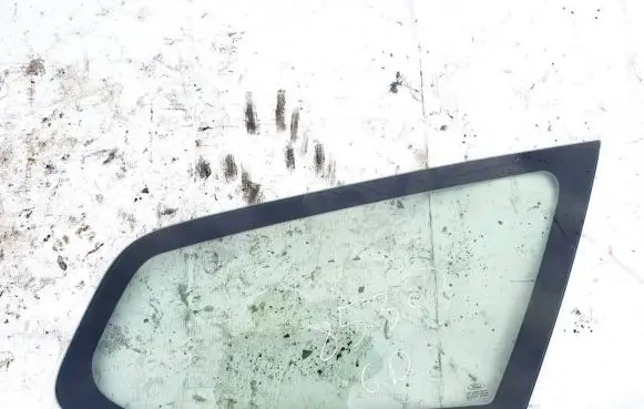 Ford Focus Rear side window
