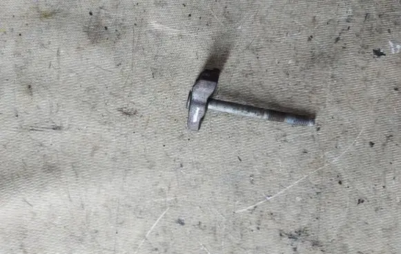 Ford S-MAX Fuel Injector clamp holder 