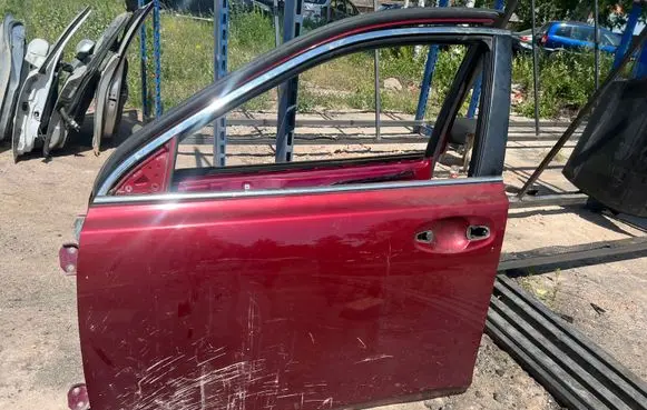 Subaru Outback Front door