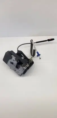 Opel Zafira A Front door lock 24444015