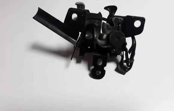 Subaru Forester SK Engine bonnet (hood) release handle