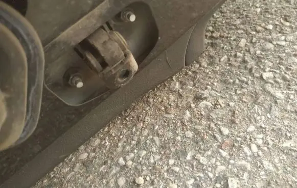 Volvo V50 Rear door check strap stopper