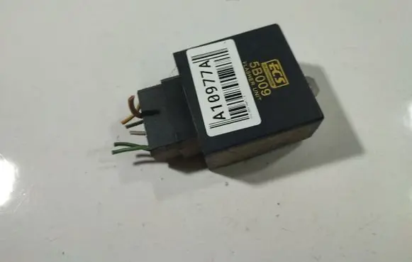 KIA Ceed Tow bar relay 5B009