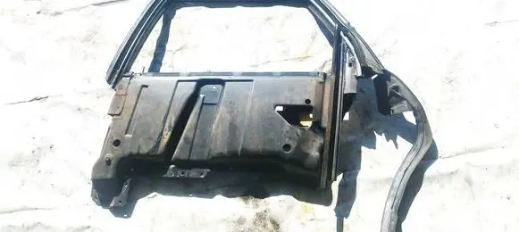 Audi 100 S4 C4 Rear door window/glass frame 