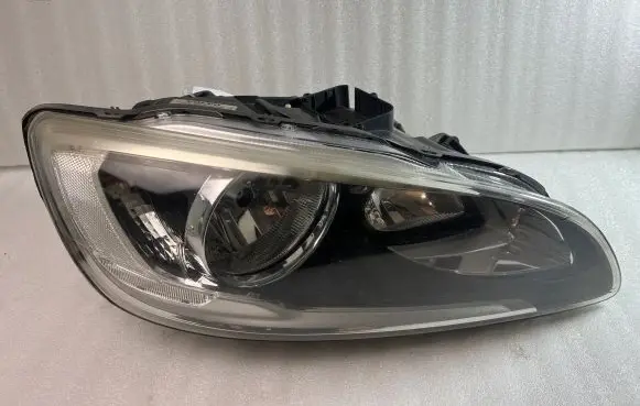 Volvo S60 Headlight/headlamp 31420118