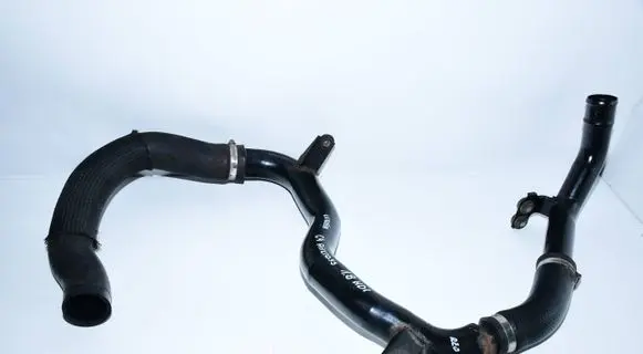 Intercooler hose/pipe