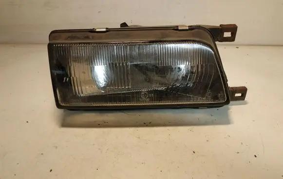 Nissan Sunny Headlight/headlamp 1218