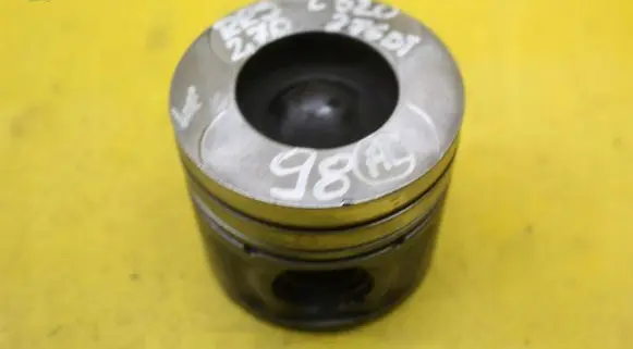 Land Rover Range Rover Sport L320 Piston 