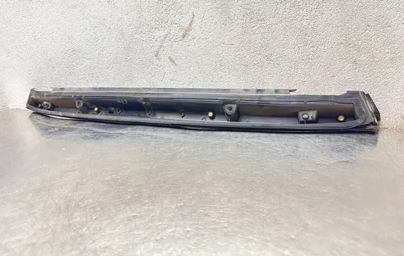 Volvo C70 Trunk door license plate light bar 9466478 9212367