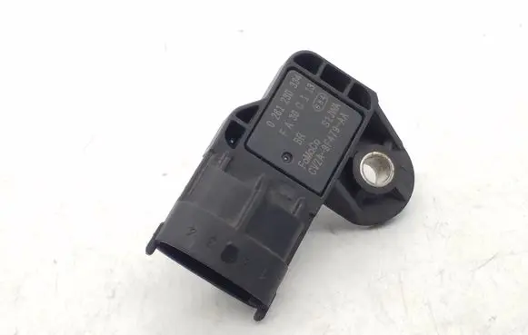 Ford Focus Air pressure sensor CV2A9F479AA 0261230334