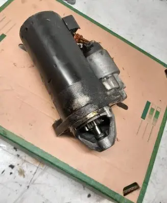 Mercedes-Benz E W212 Starter motor A6519062500