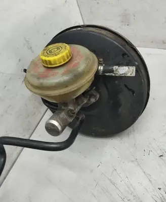 Audi A6 S6 C4 4A Brake booster