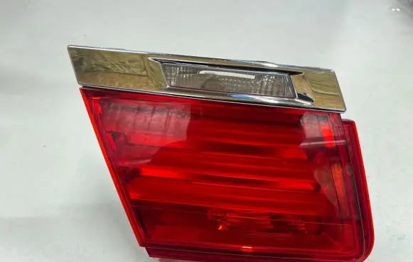BMW 7 F01 F02 F03 F04 Tailgate rear/tail lights 7182205 EKD85Y 27000104