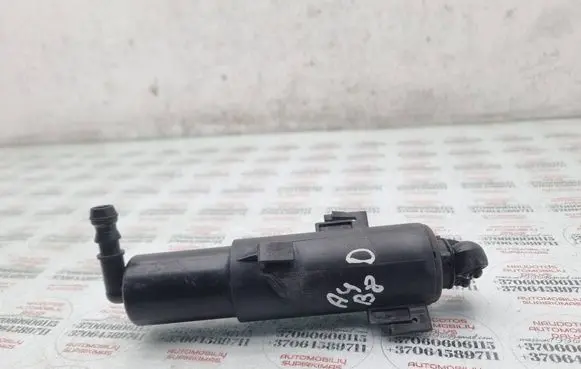 Audi A4 S4 B8 8K Headlight washer spray nozzle 8K0955102