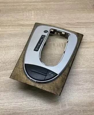 Mercedes-Benz E W211 Gear shifter surround trim plastic 2118216958 A2116802436 A2115420426