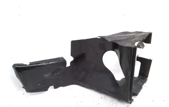 Audi A8 S8 D3 4E Intercooler air channel guide 4E0117335F