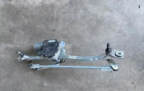 Audi A8 S8 D4 4H Front wiper linkage and motor 4H1955023F