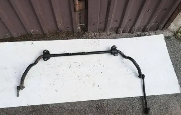 Mercedes-Benz C W204 Front anti-roll bar/sway bar