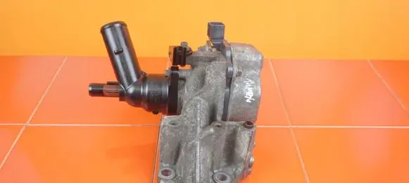 Lexus ES VII XZ10 Water pump 14MB6