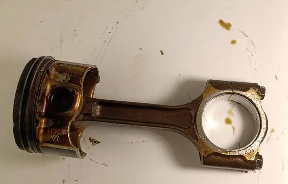 Renault Scenic III - Grand scenic III Piston with connecting rod 0951 FMG