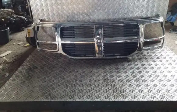 Dodge Nitro Front bumper upper radiator grill 5KH12TRMAE
