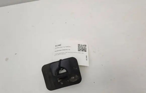 Mercedes-Benz S W220 Radiator mount bracket 2205040012