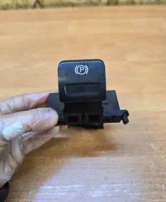 Volvo XC60 Hand parking brake switch 31433703 17332Y3