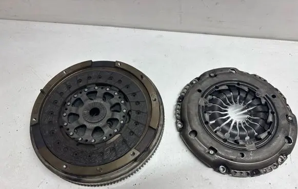 BMW 2 F45 Clutch set kit L116008415 323093010 1240824