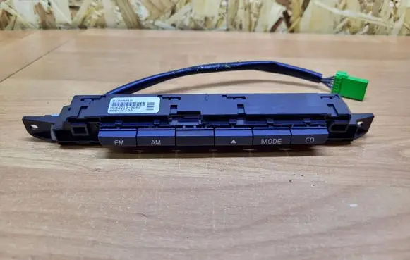 Volvo XC60 Head unit multimedia control 31300019 MU422100082