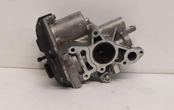 Mercedes-Benz E W213 EGR valve A6541408000