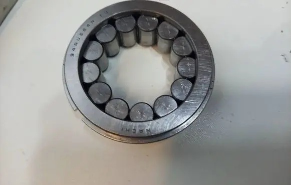 Mitsubishi L200 Prop shaft support center bearing 2535A024 MG1220423