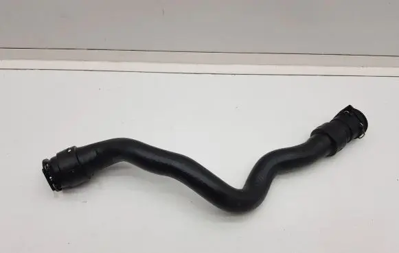 Peugeot 2008 II Engine coolant pipe/hose 9824483480