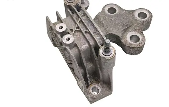 Chrysler Pacifica Gearbox mount P68224742AB 68224742AB