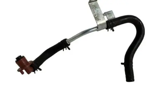 Toyota Yaris XP210 Breather hose/pipe 
