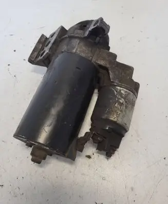 BMW 5 E60 E61 Starter motor 1005831793