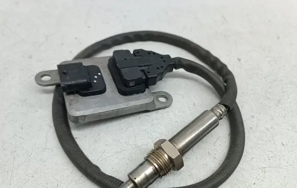 Mercedes-Benz GLC X253 C253 Lambda probe sensor A0009058511 0009058511