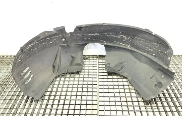 Front wheel arch liner splash guards
