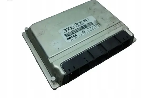 Audi A4 S4 B5 8D Engine control unit/module ECU 8D0906018E