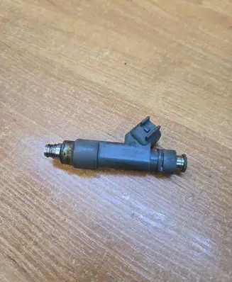 Volvo XC90 Fuel injector 8653608 024068621