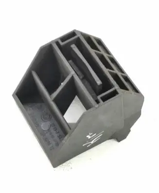 BMW 5 E60 E61 Radiator mount bracket 7542517 10808612